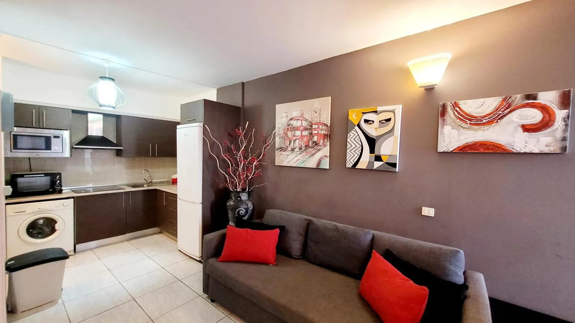 Apartamento Galeria De Arte. Arona