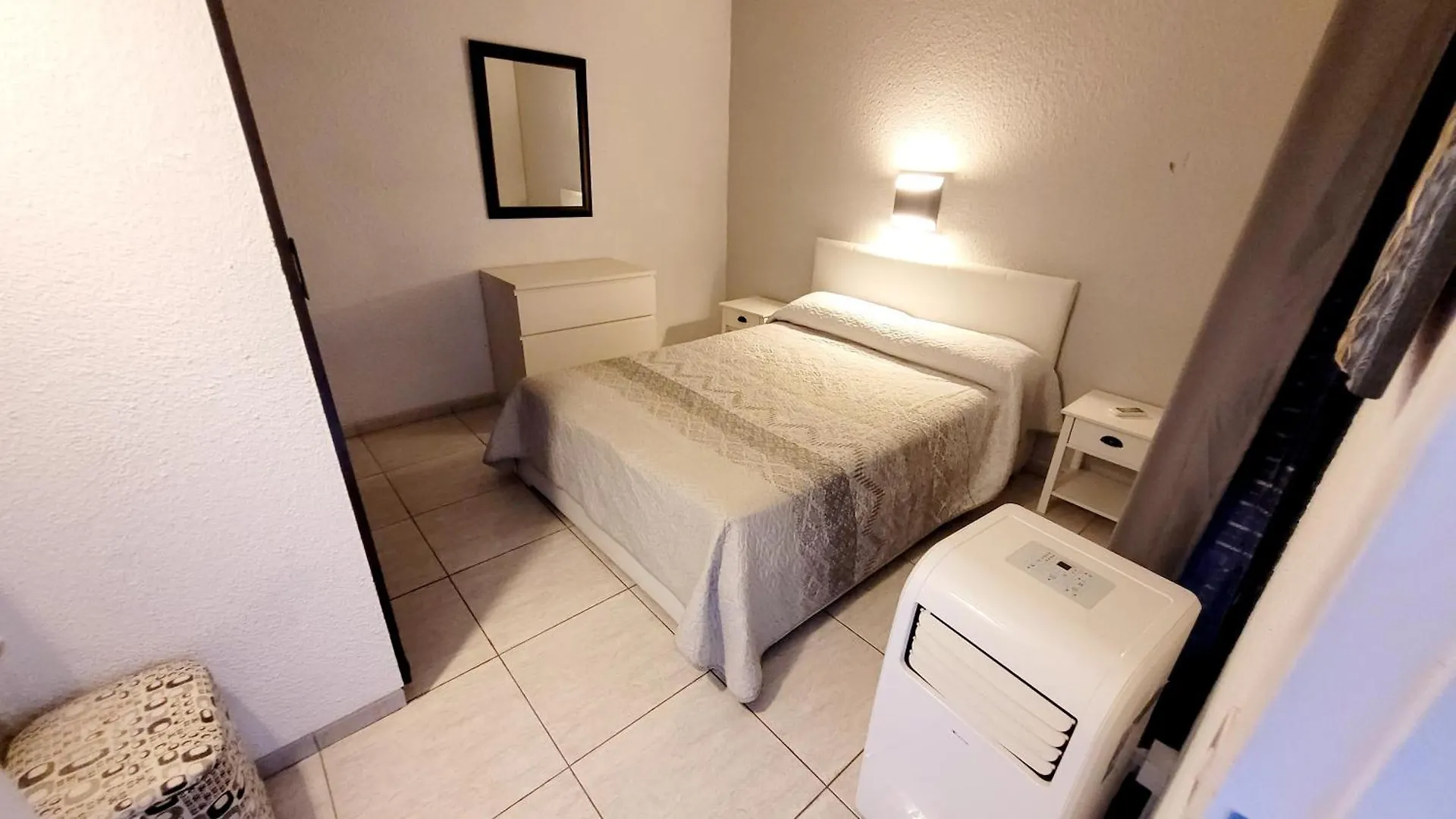 Apartamento Galeria De Arte. Arona  0*, Arona (Tenerife) España