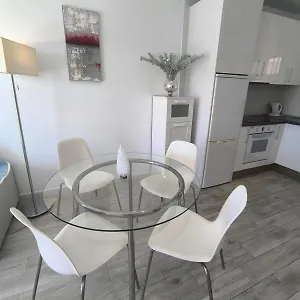 https://apt-playa-faabe-2-bedroom.adeje-hotels.com
